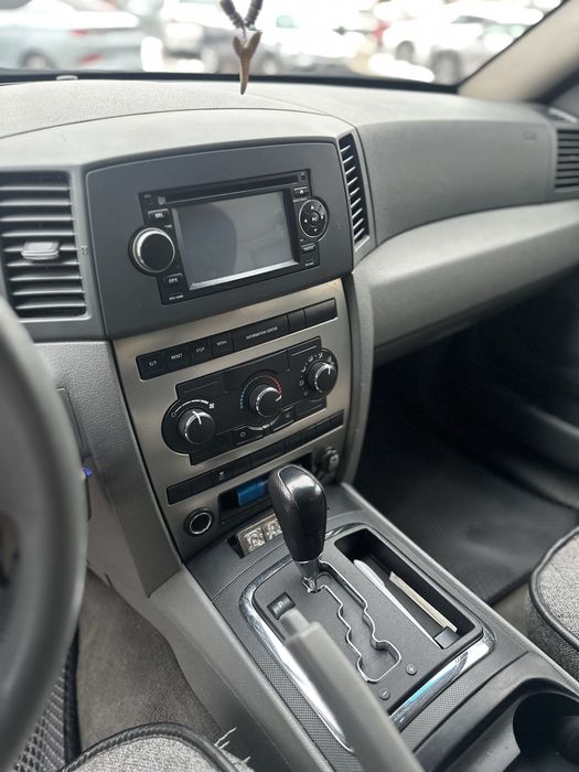 Jeep Grand Cherokee 2005 год