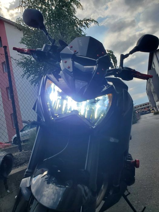 Becuri / Leduri Auto H1, H3, H7, H4,9005 HB3,9006 HB4