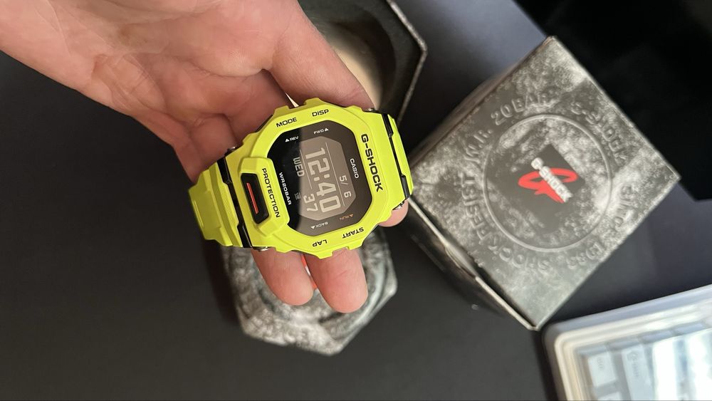 Часы кварцевые CASIO GBD-200-9 полимер