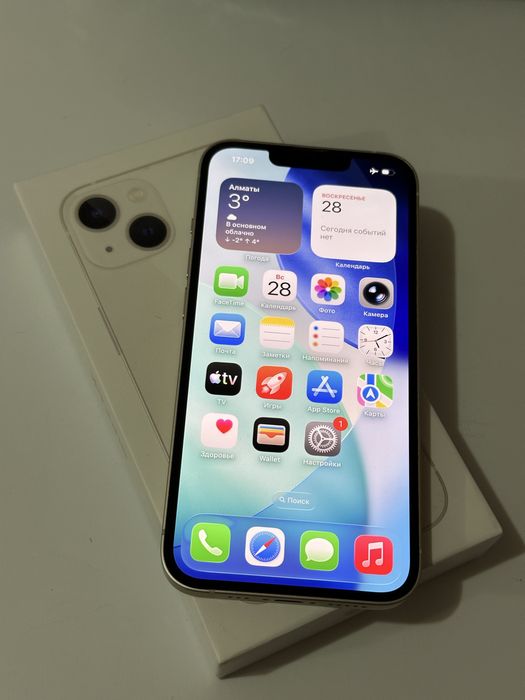 iPhone 13 идеальный продам