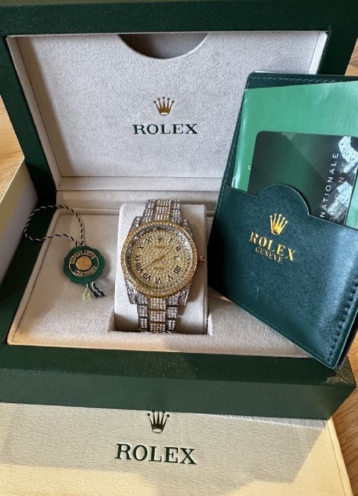 Часовник:Rolex Iced Out