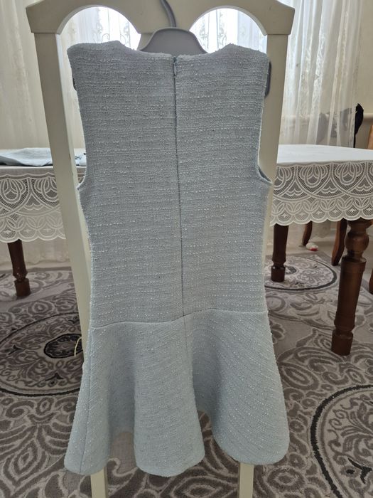 Красивое платье для девочки 5-6 лет