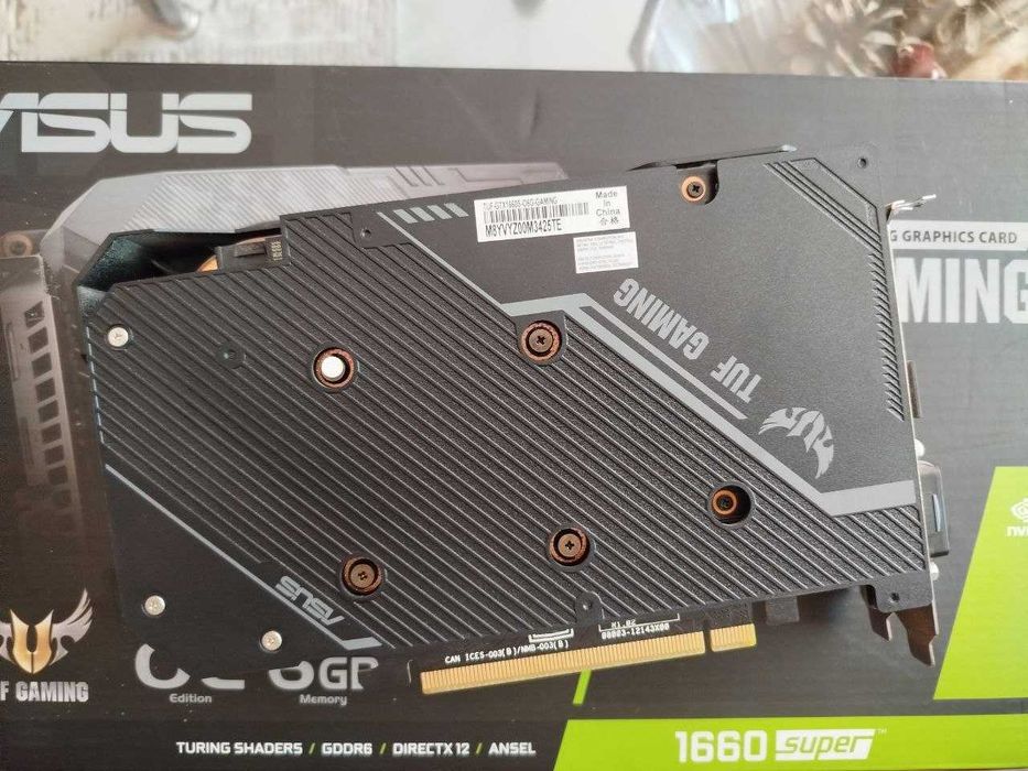Продавам ASUS TUF Gaming GeForce GTX 1660 SUPER OC Edition