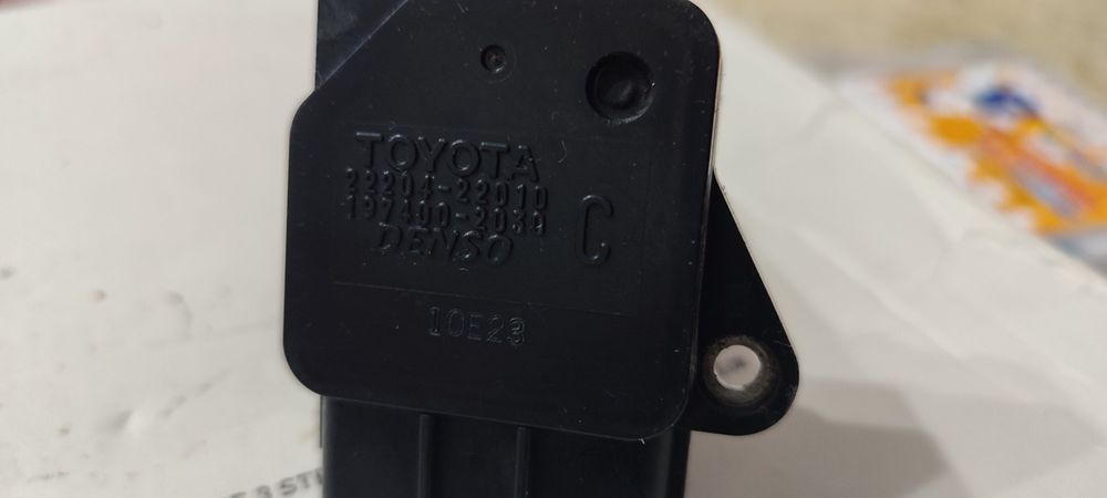 Расходомер Тойота  Виндом  Камри MCV20