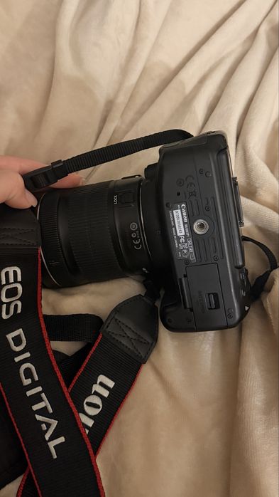 Canon EOS 650D продам