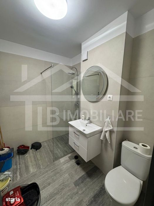 Apartament cu 2 camere, 58 mp, decomandat, parcare, Zona Garii