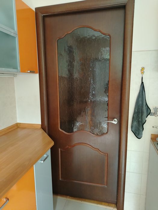 Деревянные двери 9шт