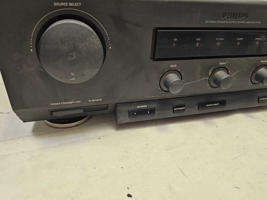 Defect Amplificator Stereo Integrat Philips FA 920