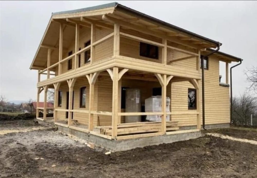 Vând și construiesc căsuțe din lemn