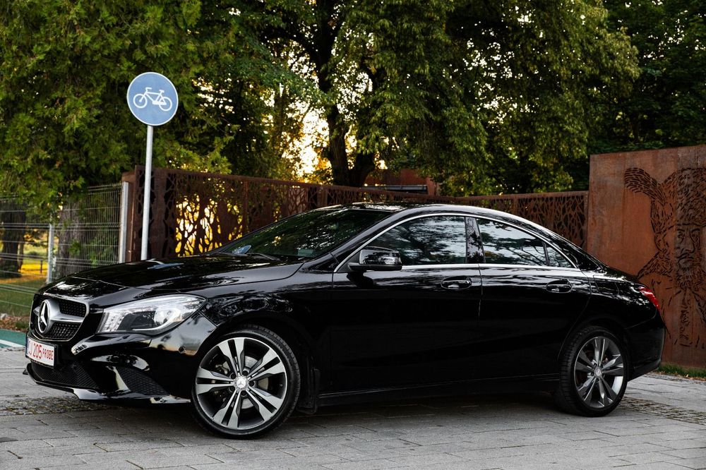 Mercedes-Benz CLA 200