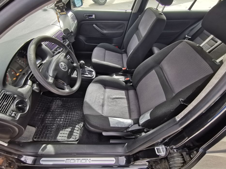 Vând VW GOLF 4 1.6 16V