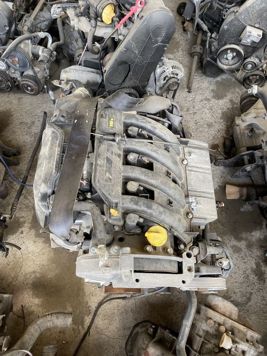 Рено Ларгус двигатель  K4M