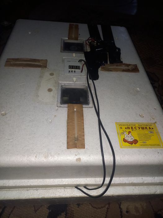 Инкобатор Несушка