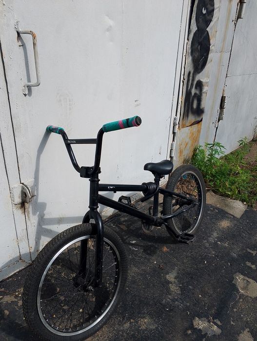 Велосипед BMX петава