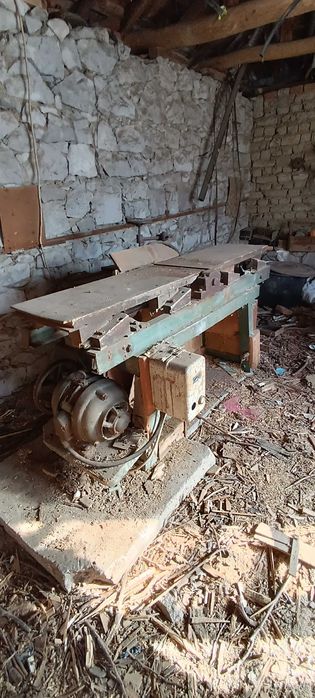 Продавам дърводелски машини