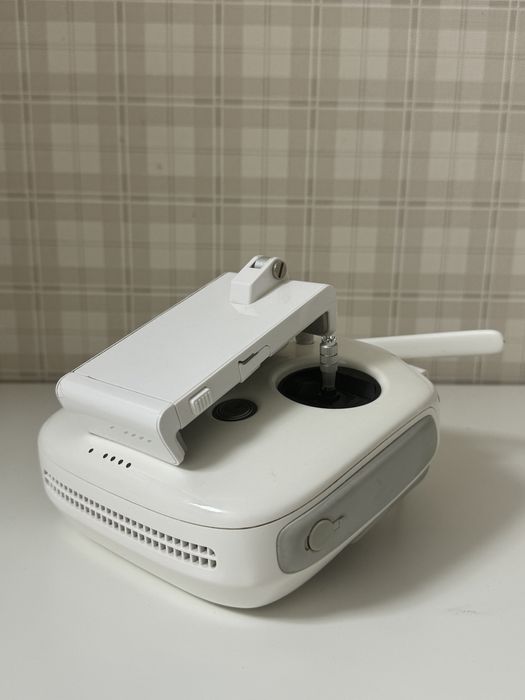 Продам дрон Dji Phantom 4 pro v2.0