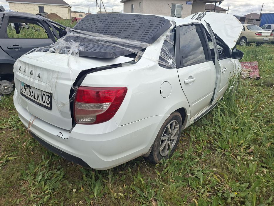 авто  на  разбор  лада  гранта