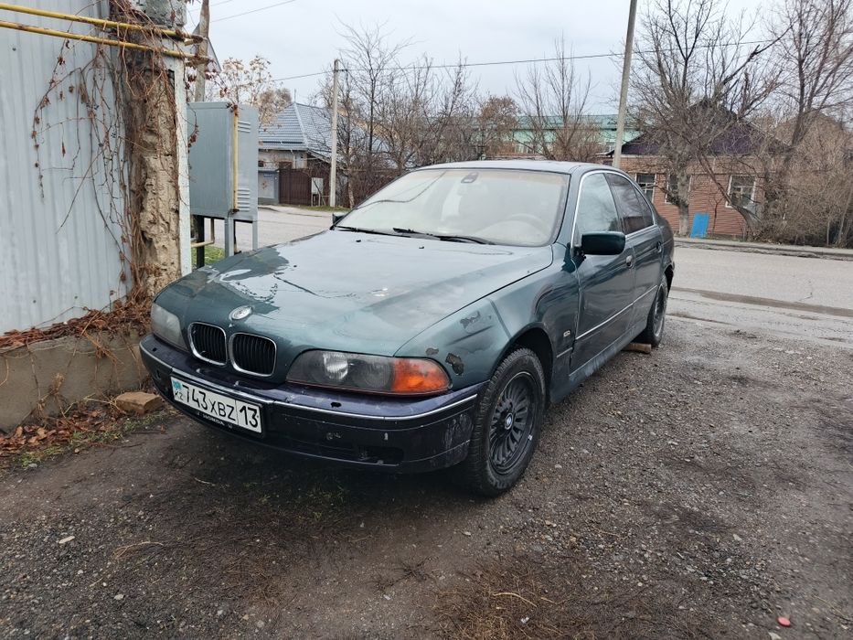 Продам бмв е39 .       .