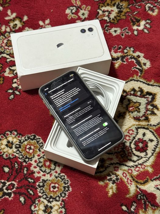 Продам iphone 11 64гб