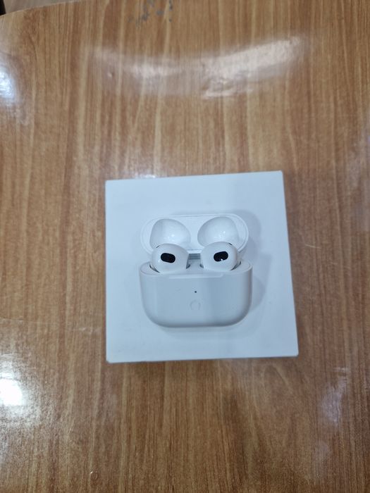AirPods 3 (original)