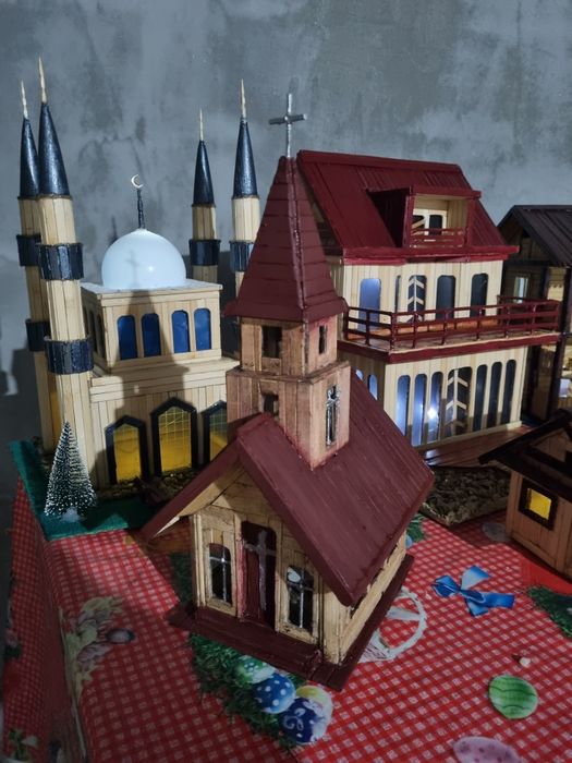 Căsuțe in miniatură de Vânzare