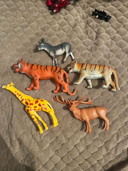 Игрушки, супергерои