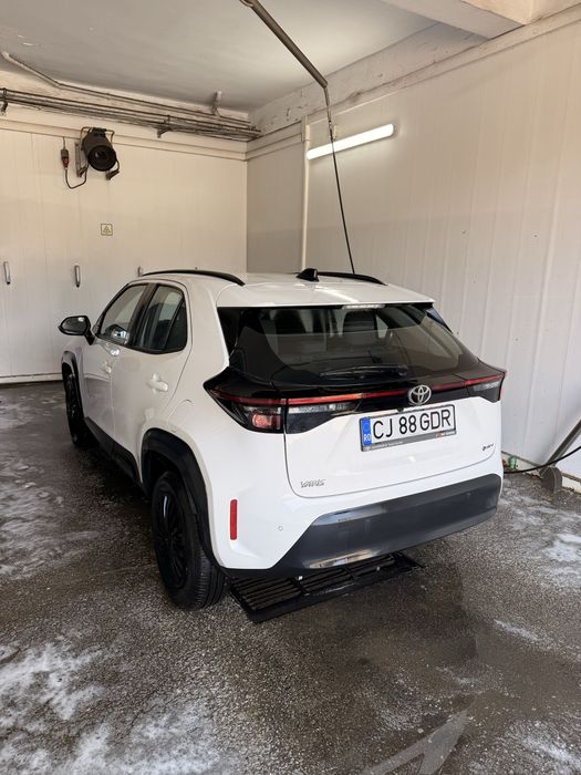 Toyota yaris cross 2025/Active+ senzori parcare