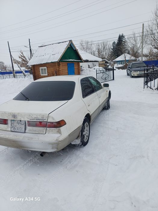 Тойота камри гратця