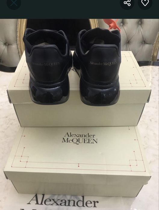 Adidasi Alexander McQueen noi