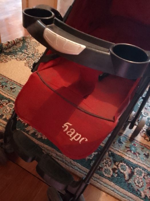 Коляска прогулочная