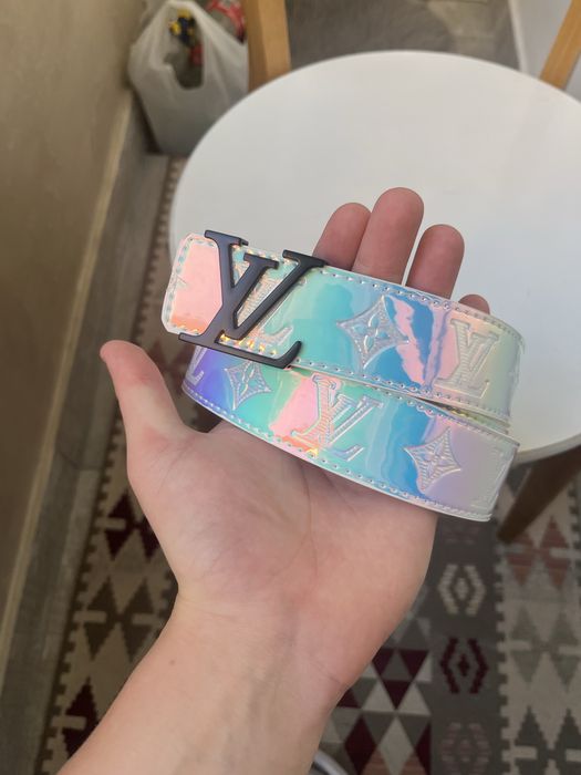 Curea Louis vuitton rainbow