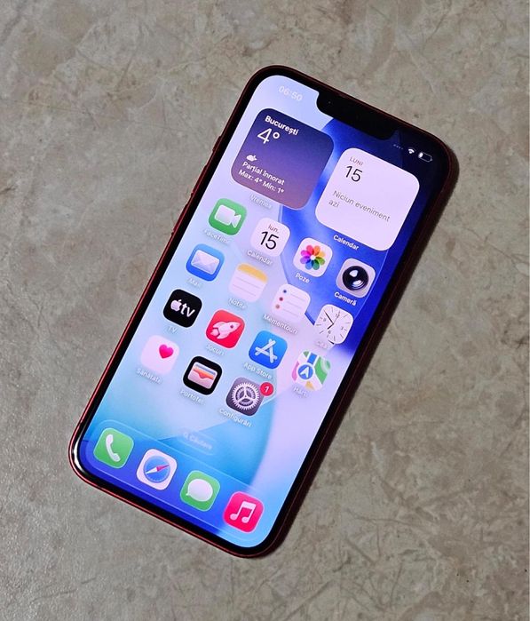iPhone 13 100% baterie red product