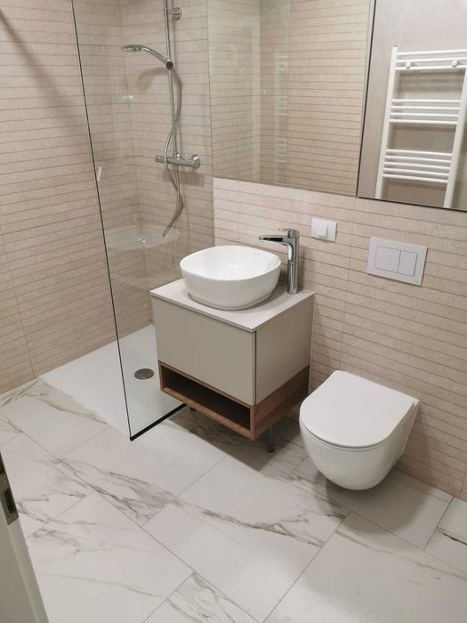 Apartament 3 camere , decomandat, Tractorul - Grandis Residence, NOU.
