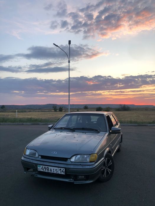Продам ВАЗ 2114 цвета кварц