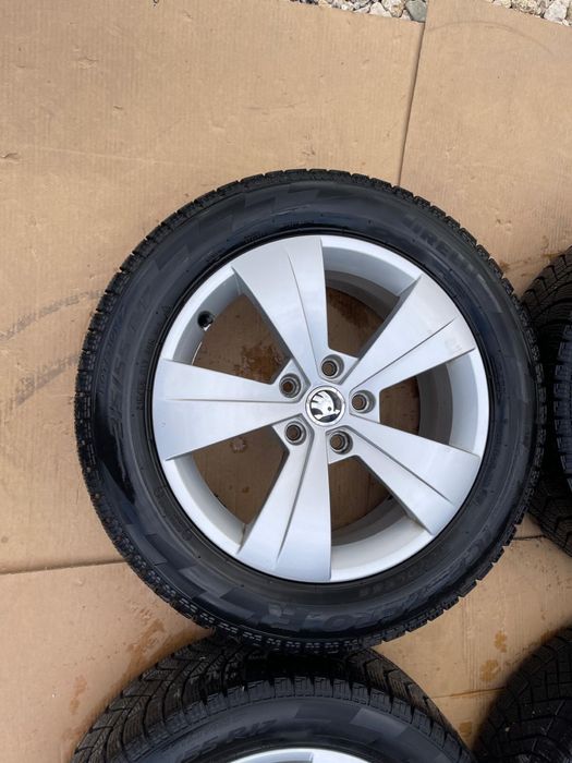 Jante Roti iarna Skoda Superb 3 215/55R17 FACTURA