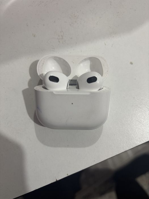 Айрподс 3 оригинал