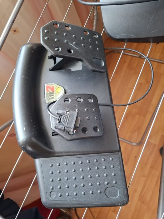 Volan si pedale MAD CATZ 2