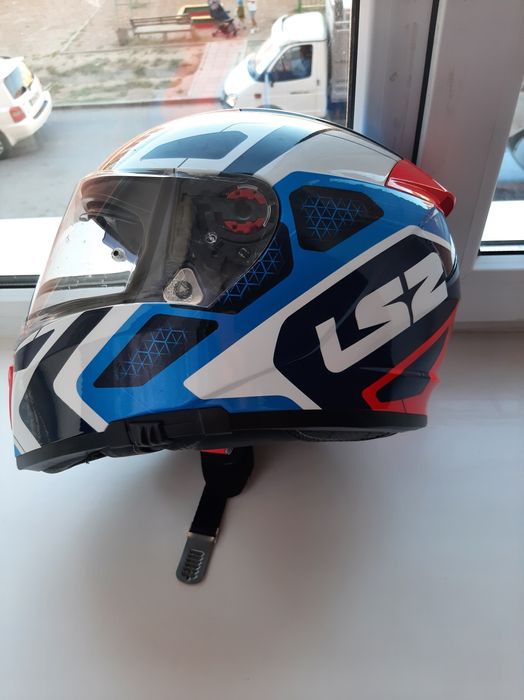 Мотошлем сатылады