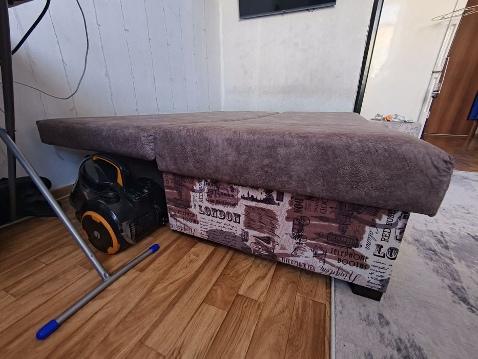 Продам диван тахта