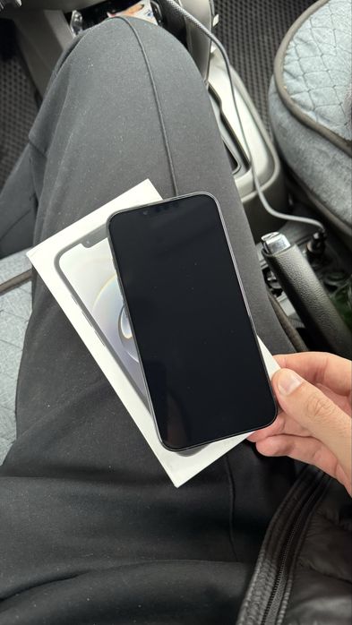 iPhone 16e 128 GB Black