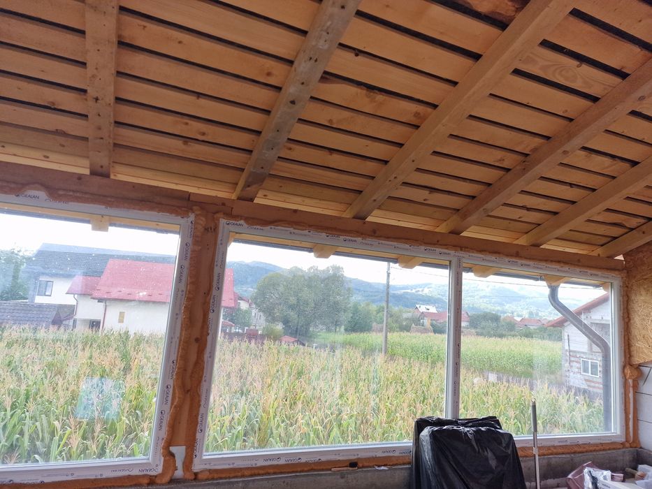 Vând termopane mari GEALAN