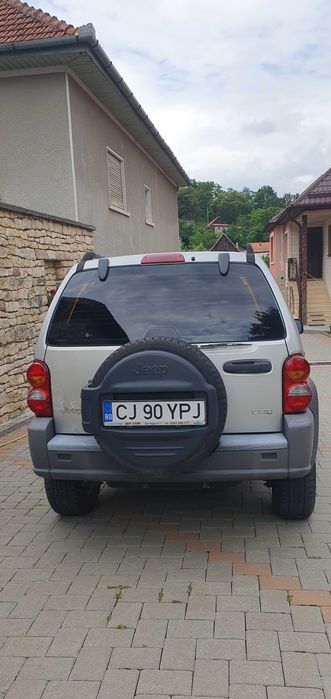 JEEP Cherokee 2004 — imagine 3
