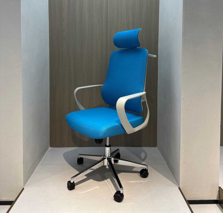 Кресло для офиса и дома - PRICHER  разные