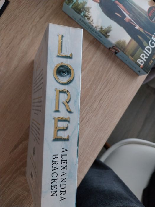 Книги на английски език