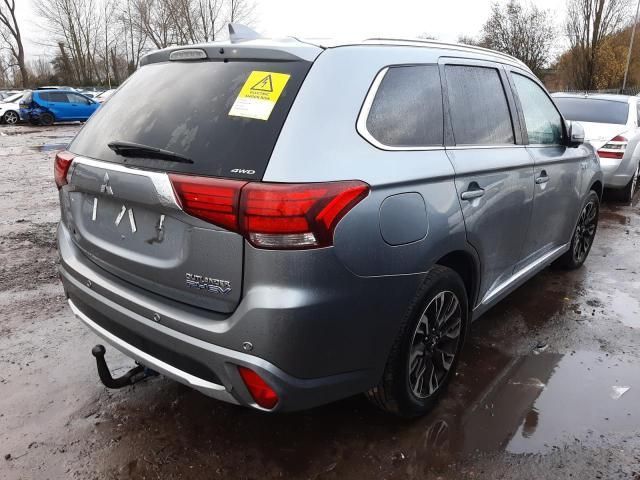 Dezmembrez Mitsubishi Outlander 3 [2th facelift] [2015 - 2020] Crosso
