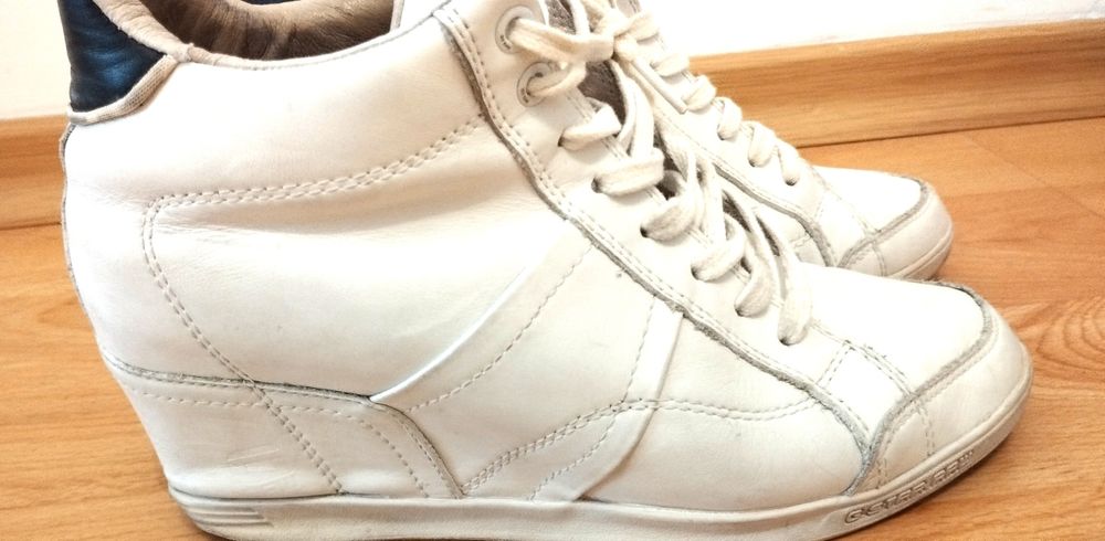 Маратонки на платформа от естествена кожа G Star