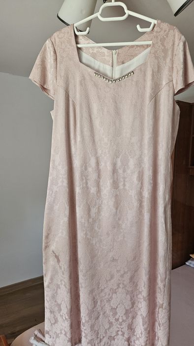 Vand Rochie eleganta