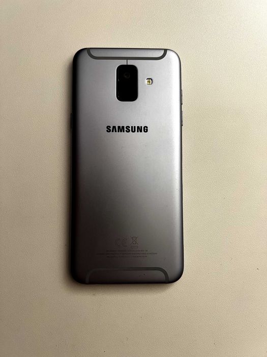 Samsung Galaxy A6 2018 – stare excelentă, baterie foarte bună