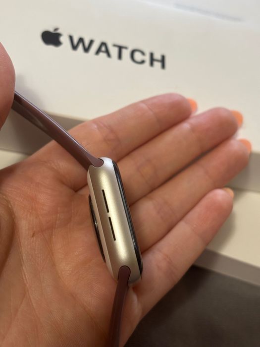 Часовник Apple watch SE2