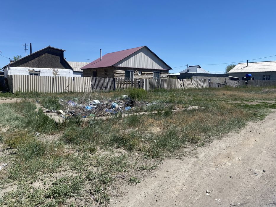 Продам пустой участок земли